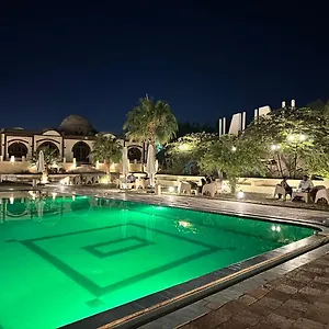 Elphardous Oasis Hotel